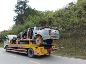 Cứu hộ xe bán tải gặp tai nạn tại CAO BẰNG về Hà Nội sữa chữa