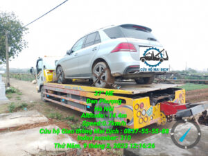 Dịch vụ cứu hộ xe ô tô, cứu hộ giao thông chuyên nghiệp. Phạm vi hoạt động toàn khu vực miền Bắc nói chung và Hà Nội nói riêng