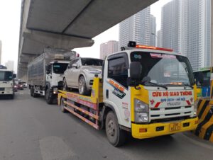 Cứu hộ xe VOVOL gặp tai nạn - Cứu hộ Mai Dịch tự hòa mang lại những dịch vụ hộ giao thông uy tín chuyên nghiệp số 1 Miền Bắc. Khi gặp sự cố hãy liên hệ với chúng tôi ngay để được cứu hộ nhanh chóng an toàn với chi phí tốt nhất.