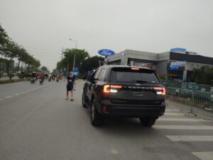 Vận chuyển xe oto mới từ đại lý oto về tỉnh giao cho khách hàng tại Bắc Giang